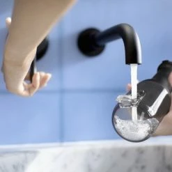 Philips Sonicare 9000 Diamond Clean Zwart (HX9911/09) + Power Flosser 3000 Monddouche Zwart (HX3806/33) - Elektrische Tandenborstel En Flosapparaat -Oral B SHOP 550x366 135