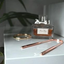 OrganiBrush 100% RVS Tongschraper / Tongreiniger - Antibacterieel - Goud - 1 Stuk 7 OrganiBrush 100% RVS Tongschraper / Tongreiniger - Antibacterieel - Goud - 1 Stuk -Oral B SHOP 550x366 94