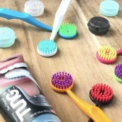 Tung Brush & Tung Gel - Verhelpt Witte Tongaanslag En Slechte Adem -Oral B SHOP 550x432 2