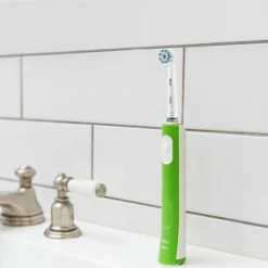 Oral B Oral-B Junior - Elektrische Tandenborstel - Groen 19 Oral B Oral-B Junior - Elektrische Tandenborstel - Groen -Oral B SHOP 550x548 5