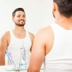 BOME Waterflosser Met 7 Opzetstukjes - Monddouche - Voorkom Tandsteen - Draadloos - 5 Standen - Wit -Oral B SHOP 550x550 1022