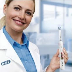 Oral B Oral-B Junior - Minnie Mouse - Elektrische Tandenborstel - Wit -Oral B SHOP 550x550 1112