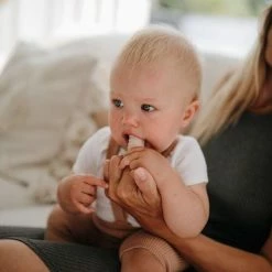 Mushie Finger Toothbrush Blush/Sand - Vingertandenborstel Baby - 2 Stuks Per Verpakking - Tandenborstel Siliconen -Oral B SHOP 550x550 1356