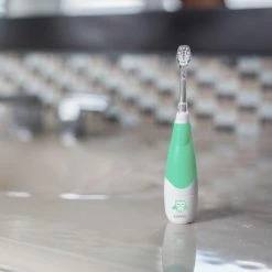 Luvion 250S - Sonische Elektrische Tandenborstel Voor Baby En Peuter - 0 T/m 4 Jaar - Met Timer -Oral B SHOP 550x550 144