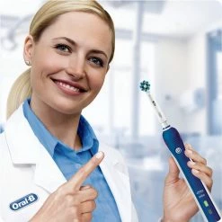 Oral B Oral-B PRO 750 Black Cross Action - Elektrische Tandenborstel -Oral B SHOP 550x550 1783