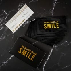 The Million Dollar Smile? - Teeth Whitening Strips - Crest Whitestrips -Tandenbleken - 28 Bleekstrips - 14 Behandelingen - Professionele Tandenbleek Strips - Tandenblekers - Wittere Tanden - Zonder Peroxide - Tanden Bleken - -Oral B SHOP 550x550 314