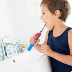 Oral B Oral-B Vitality Star Wars - Elektrische Tandenborstel Voor Kinderen 25 Oral B Oral-B Vitality Star Wars - Elektrische Tandenborstel Voor Kinderen -Oral B SHOP 550x550 444