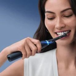 Oral B Oral-B IO 4N - Black & White - Elektrische Tandenborstels - Ontworpen Door Braun -Oral B SHOP 550x550 470