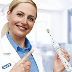 Oral B Oral-B FlossAction - Met CleanMaximiser-technologie - Opzetborstels - 4 Stuks -Oral B SHOP 550x550 629