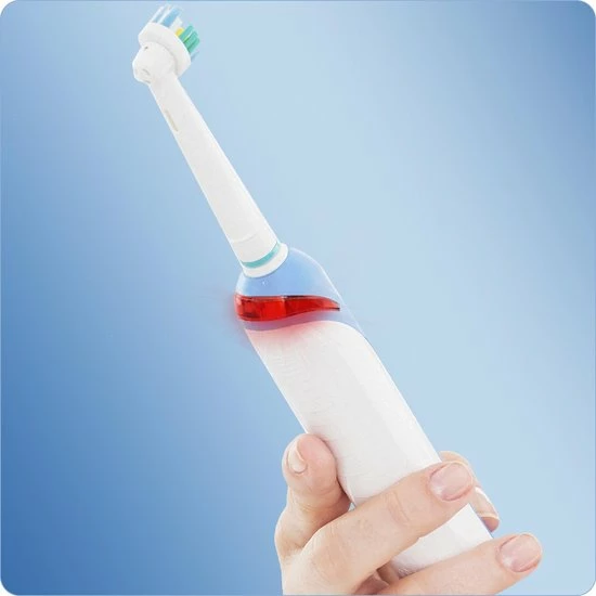 Oral B Pro 700 CrossAction - Elektrische Tandenborstel 8 Oral B Pro 700 CrossAction - Elektrische Tandenborstel - Afbeelding 8