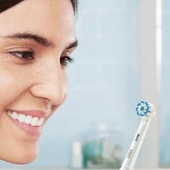 Oral B Oral-B Pro 2 2700 - Sensi Ultra Thin - Elektrische Tandenborstel - Wit -Oral B SHOP 550x550 978